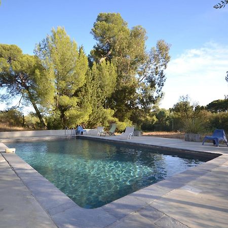 Flat In A Beautiful Building With Pool Apartment Meze Exterior photo